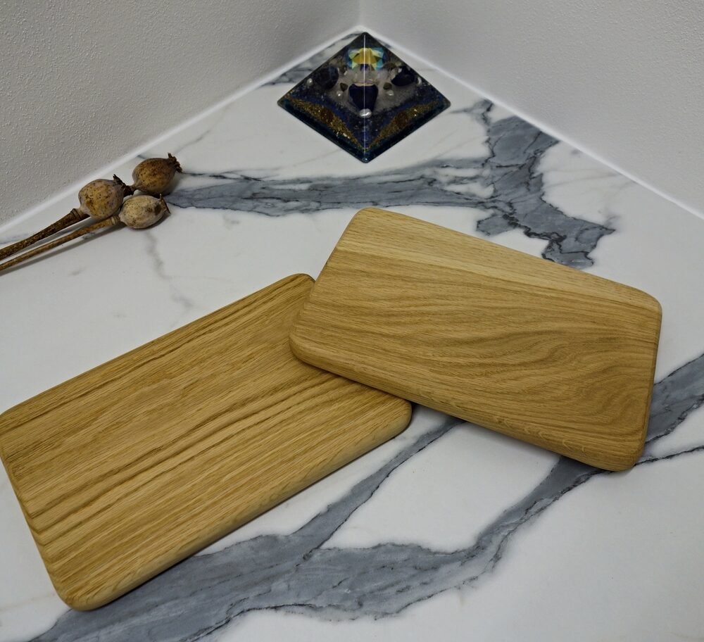 Dubové masivní prkénko 250 x 160 x 20 mm