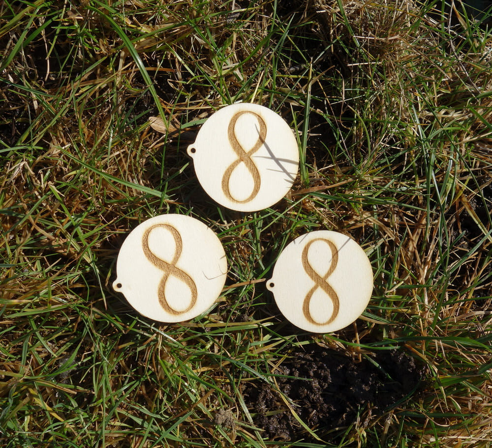 Nekonečno pr. 5 cm, světlý motiv, k zavěšení