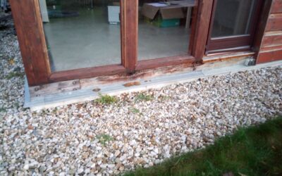 Projekty – výměna shnilého konstrukčního trámu na RD, výroba, nátěry a montáž dřevěných plotových výplní, rekonstrukce podkroví
